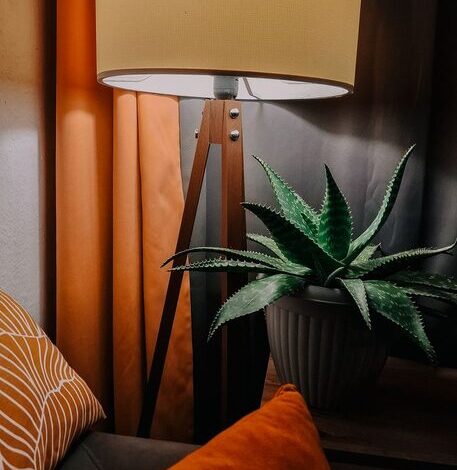 Tips for Creating a Cozy and Inviting Living Room Space on a Budget